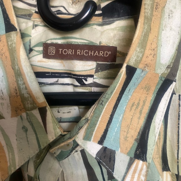 Tori Richard button down - Picture 2 of 5